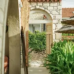 Lika Alaçatı