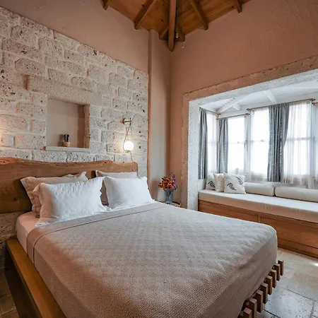 Lika מלון אלאקאטי