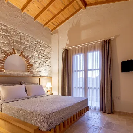 Lika Hotel *